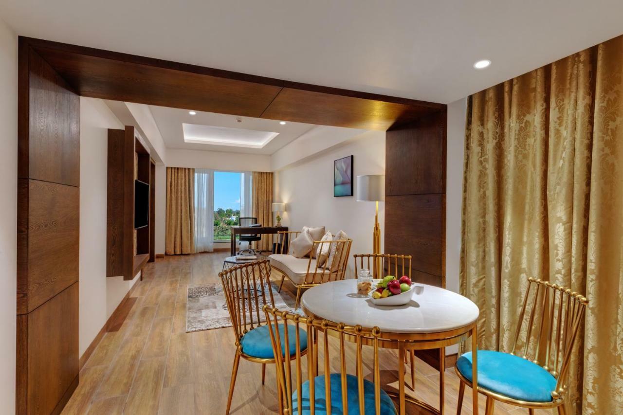 The Fern Residency, Satara Maharashtra Hotel Luaran gambar